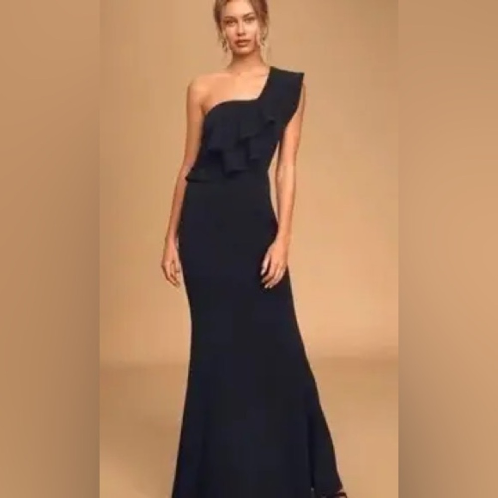 Lulu’s Off Sleeve Formal Dress